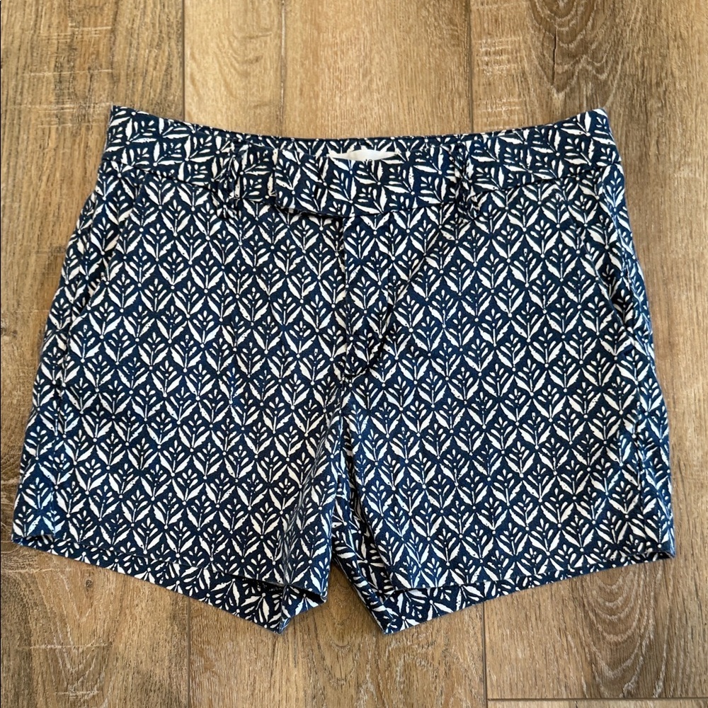 Level 99 Blue and White Leaf Print Shorts